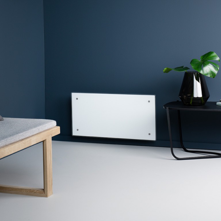 Adax Clea Wifi heeft een glas front